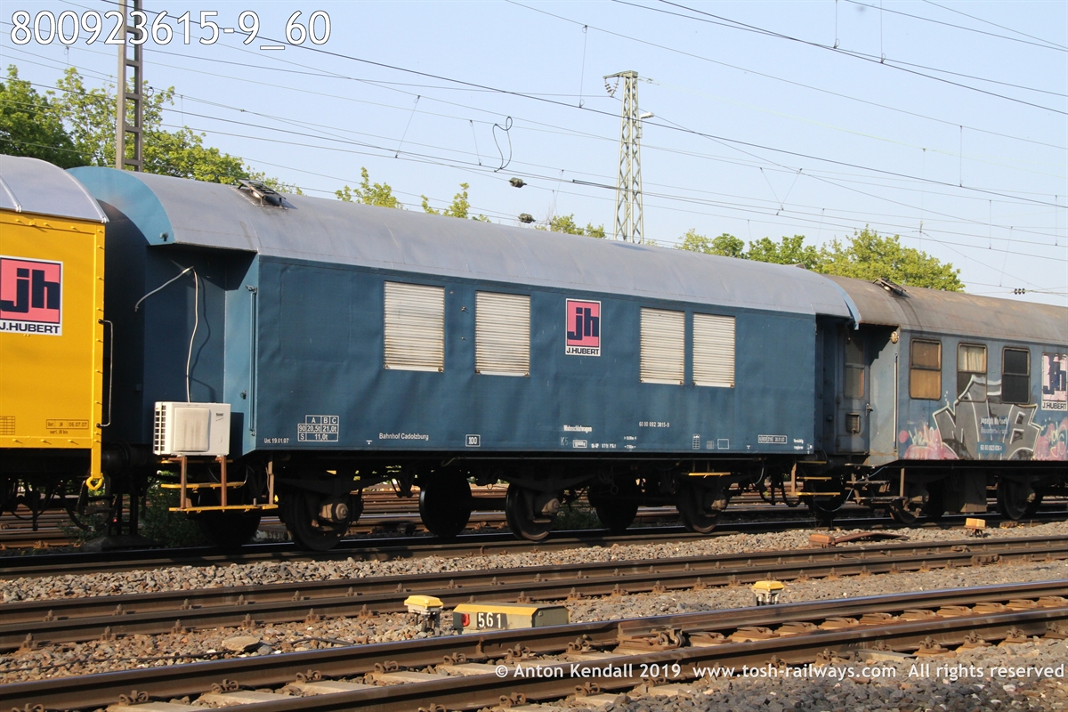 800923615-9_60.JPG